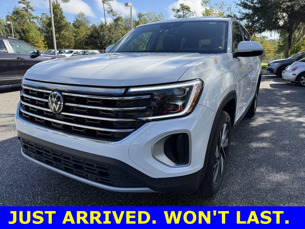 2025 Volkswagen Atlas SE with Technology — SUV — 15,490 mi — Orlando, FL