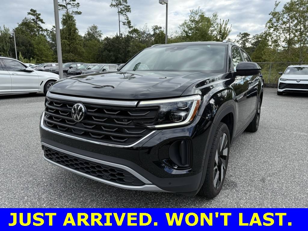 2024 Volkswagen Atlas Cross Sport SE with Technology — SUV — 37,398 mi — Orlando, FL