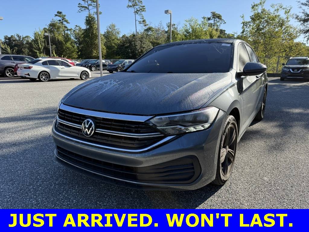 2023 Volkswagen Jetta SE — Sedan — 28,090 mi — Orlando, FL