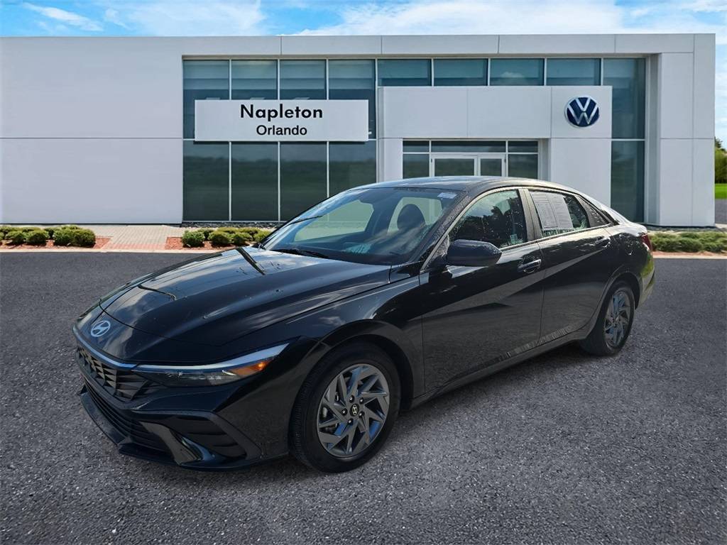 2024 Hyundai Elantra SEL — Sedan — 16,923 mi — Orlando, FL