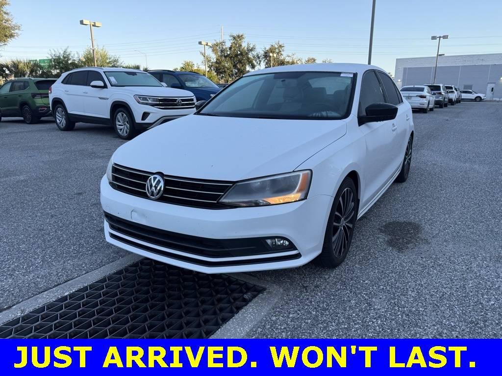 2016 Volkswagen Jetta 1.8T Sport — Sedan — 60,459 mi — Orlando, FL