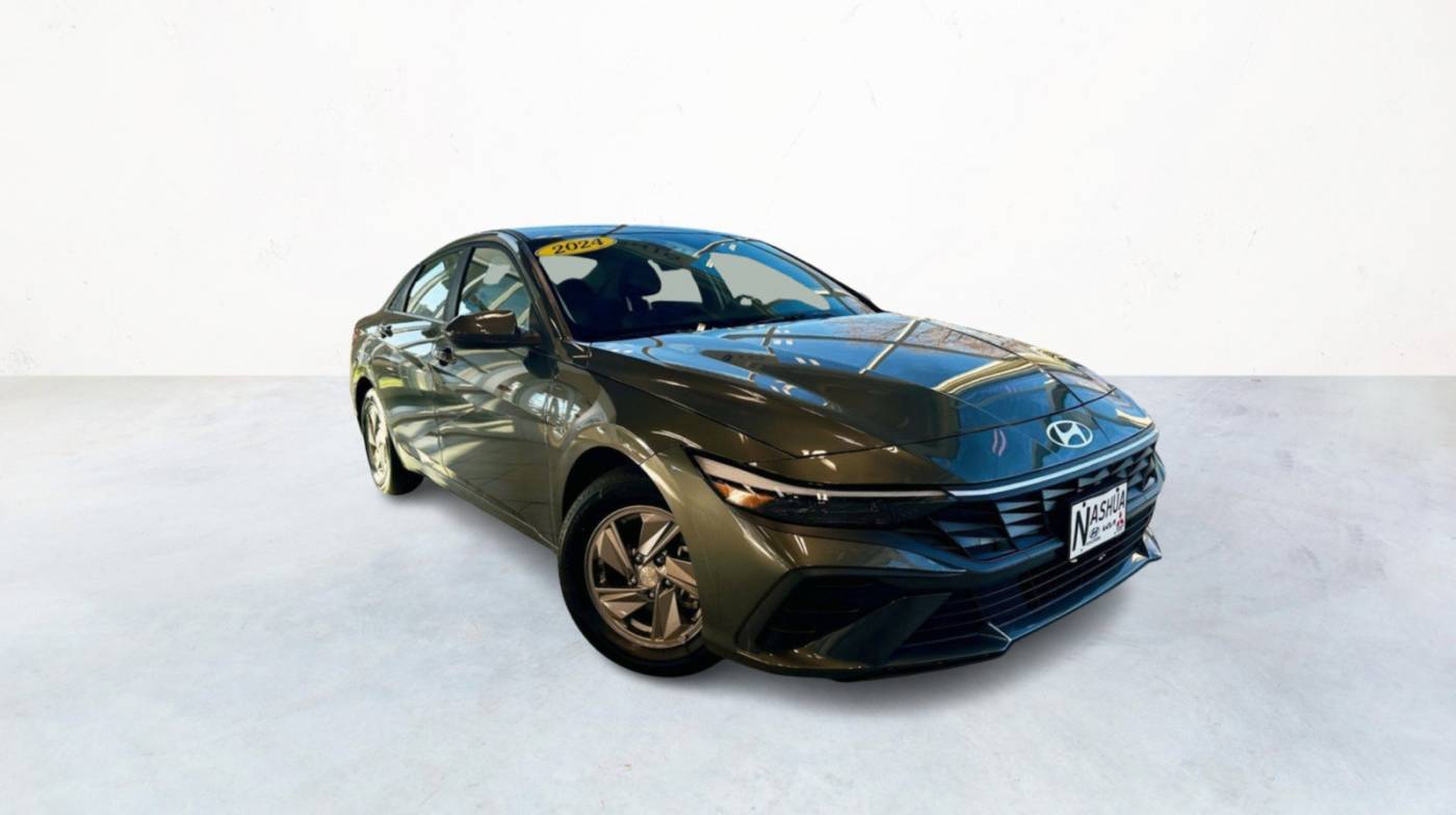 2024 Hyundai Elantra SE — Sedan — 4,330 mi — Nashua, NH