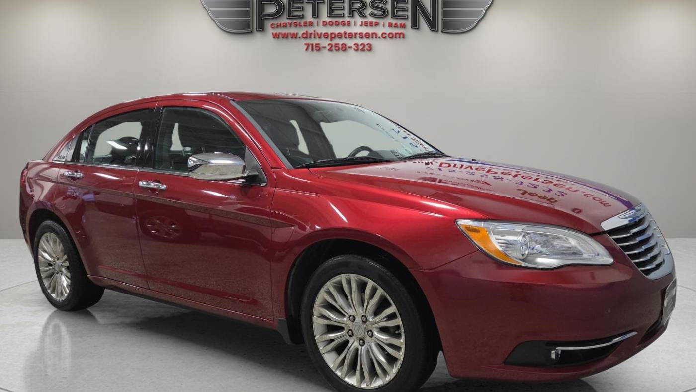 2012 Chrysler 200 Limited — Sedan — 135,380 mi — Waupaca, WI