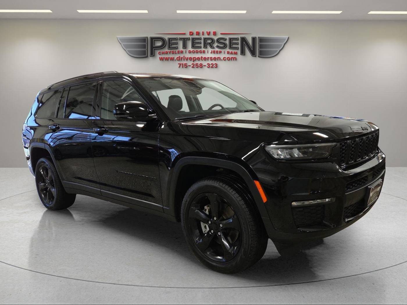 2023 Jeep Grand Cherokee Limited — SUV — 19,451 mi — Waupaca, WI
