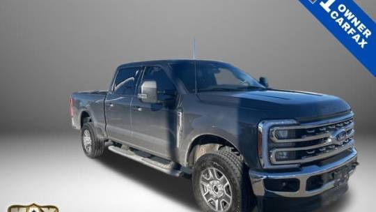 2023 Ford Super Duty F-350 LARIAT — Pickup Truck — 13,672 mi — Nevada, MO