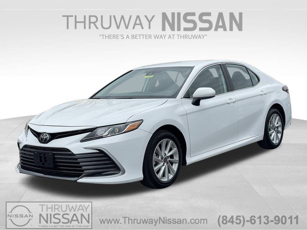 2024 Toyota Camry LE — Sedan — 18,706 mi — Newburgh, NY