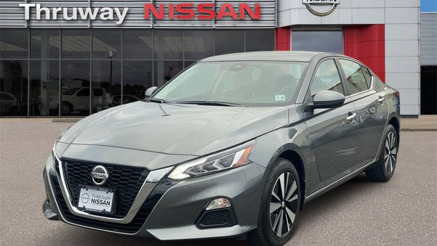 2022 Nissan Altima SV — Sedan — 37,835 mi — Newburgh, NY