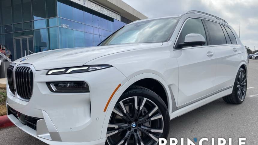 2025 BMW X7 xDrive40i