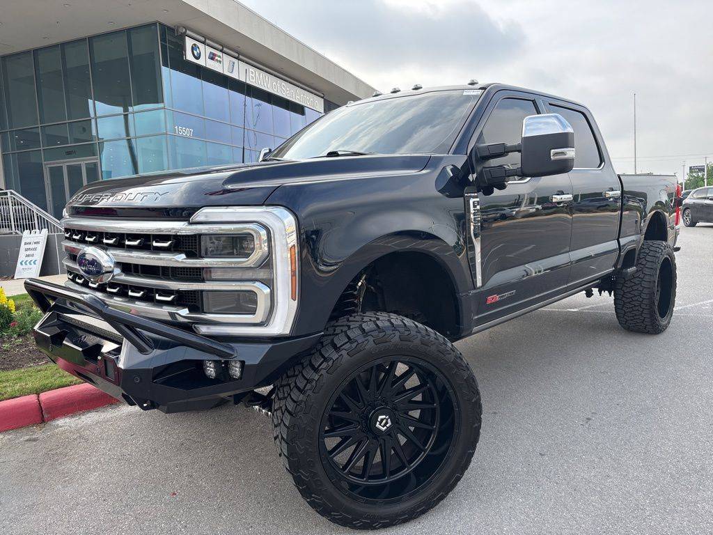 2024 Ford Super Duty F-250 Platinum — Pickup Truck — 31,000 mi — San Antonio, TX