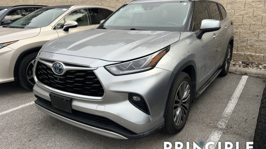 2021 Toyota Highlander Hybrid Platinum — SUV — 52,125 mi — San Antonio, TX