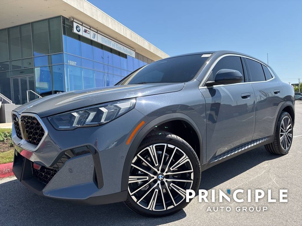 2025 BMW X2 28i — SUV — 468 mi — San Antonio, TX