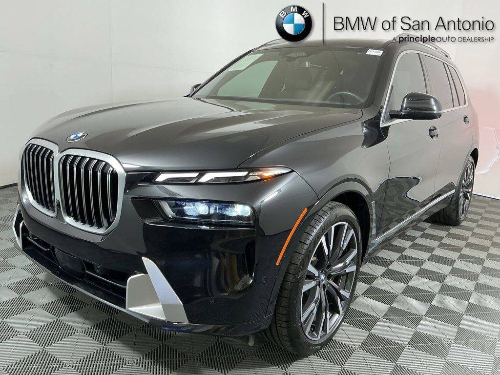 2025 BMW X7 40i — SUV — 13,890 mi — San Antonio, TX