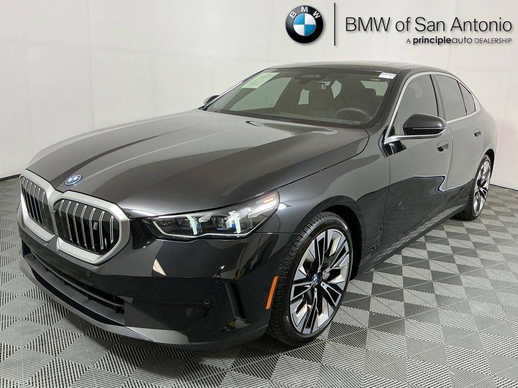2024 BMW i5 eDrive40 — Sedan — 10,364 mi — San Antonio, TX