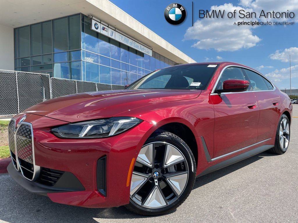 2025 BMW i4 eDrive40 — Sedan — 5,236 mi — San Antonio, TX