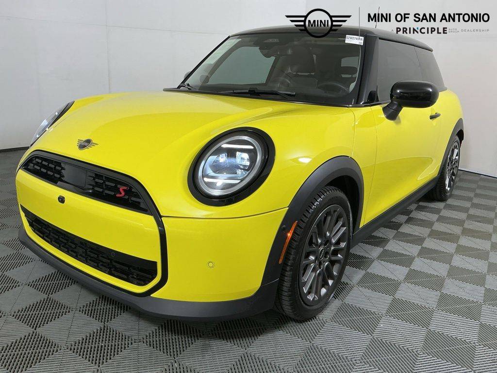 2025 MINI Hardtop Cooper S — Hatchback — 9,725 mi — San Antonio, TX