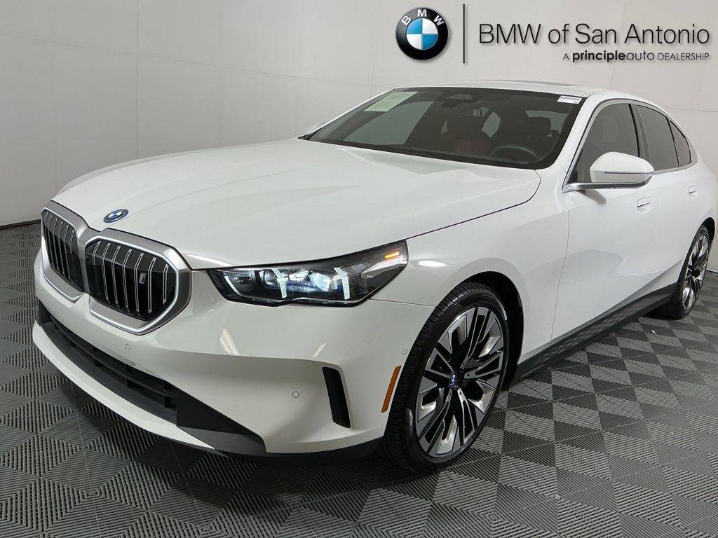 2024 BMW i5 eDrive40 — Sedan — 7,699 mi — San Antonio, TX
