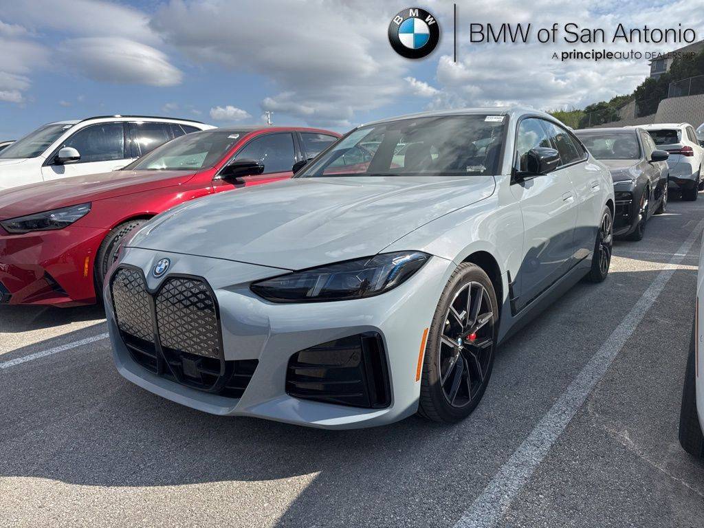 2025 BMW i4 eDrive40 — Sedan — 4,876 mi — San Antonio, TX