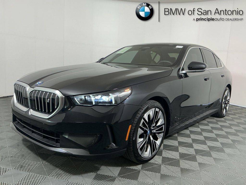 2024 BMW i5 eDrive40 — Sedan — 9,209 mi — San Antonio, TX