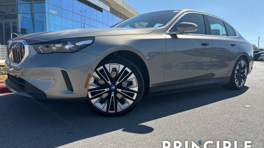 2024 BMW i5 eDrive40 — Sedan — 8,716 mi — San Antonio, TX