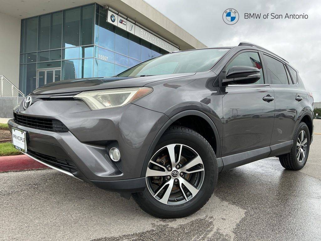 2016 Toyota RAV4 XLE