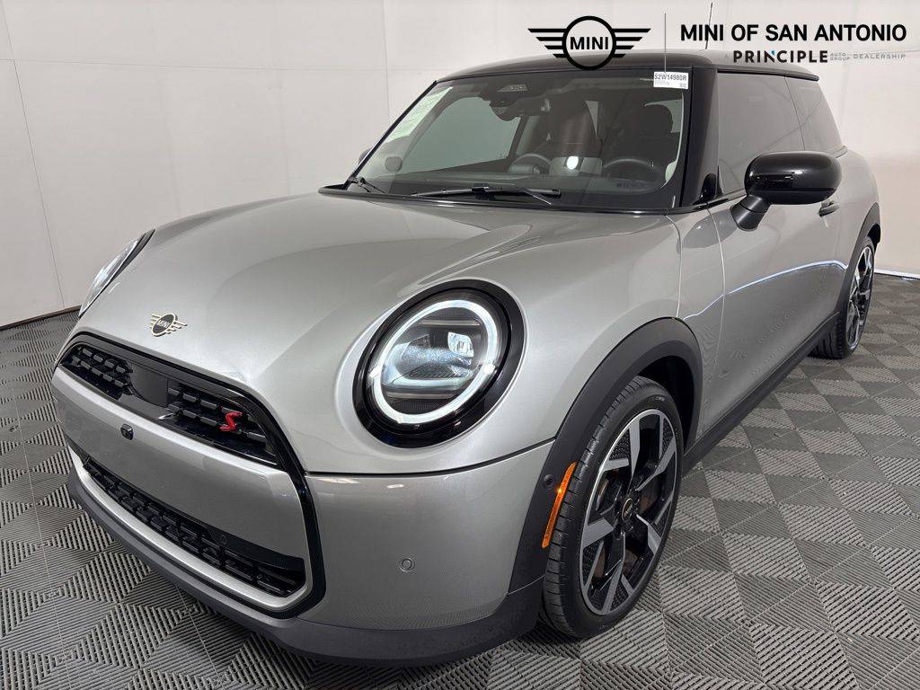2025 MINI Hardtop Cooper S — Hatchback — 9,524 mi — San Antonio, TX