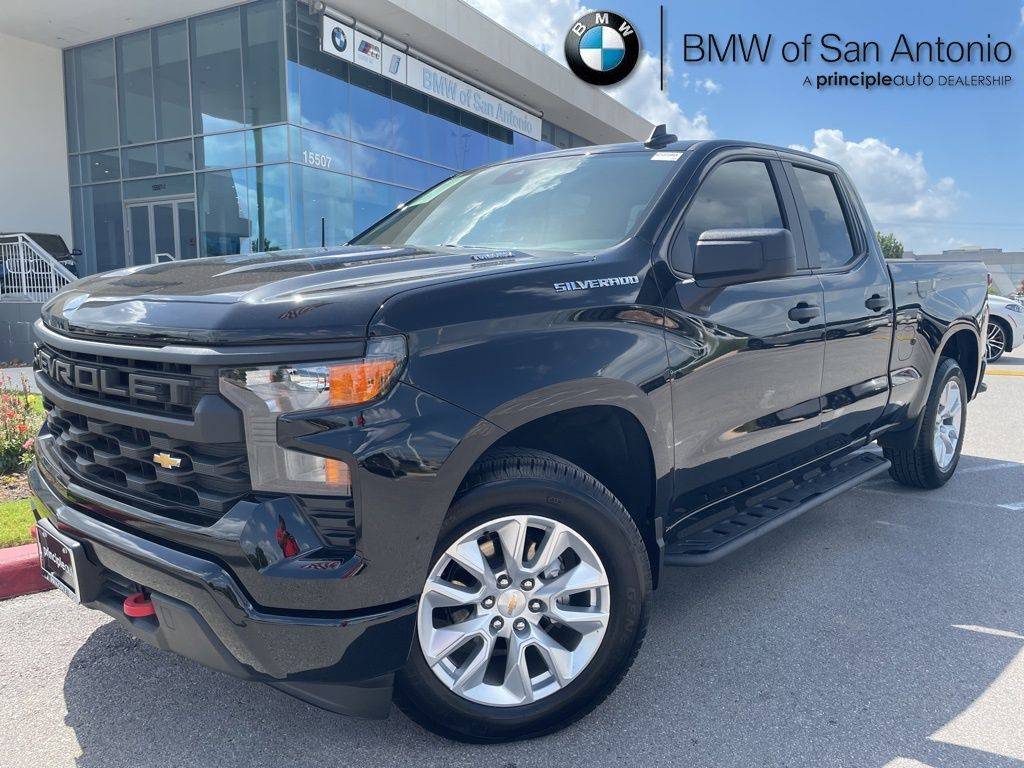2025 Chevrolet Silverado 1500 Custom — Pickup Truck — 5,394 mi — San Antonio, TX