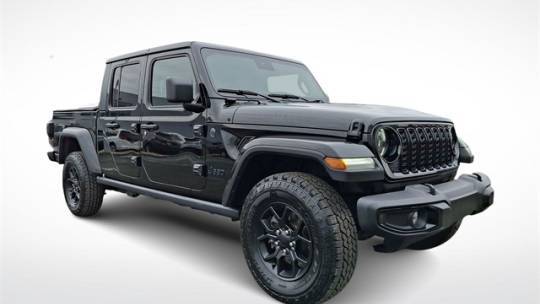 2024 Jeep Gladiator Willys — Pickup Truck — 4,598 mi — East Hanover, NJ
