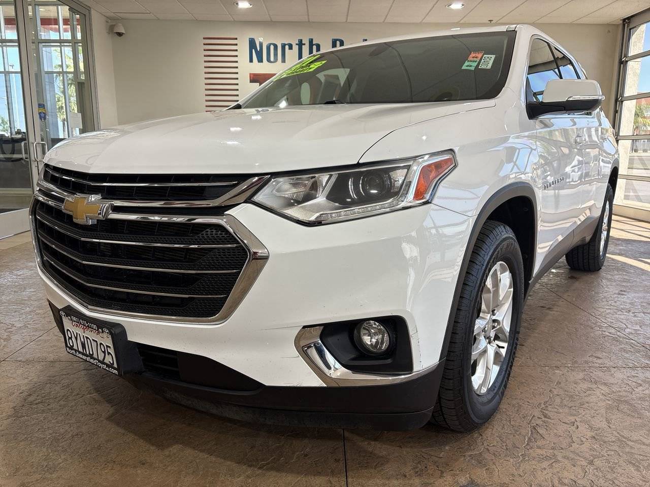 2021 Chevrolet Traverse LT Cloth — SUV — 65,706 mi — Bakersfield, CA