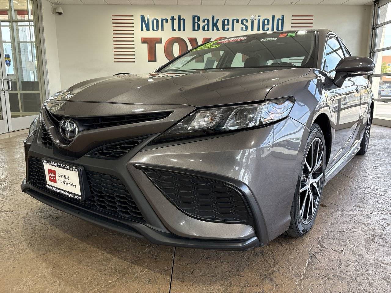 2022 Toyota Camry SE — Sedan — 62,766 mi — Bakersfield, CA
