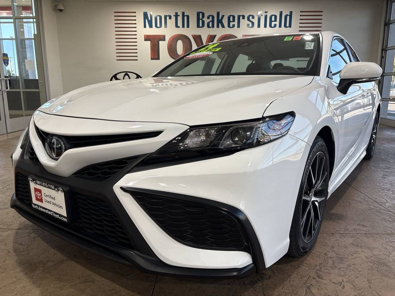 2024 Toyota Camry SE — Sedan — 24,556 mi — Bakersfield, CA