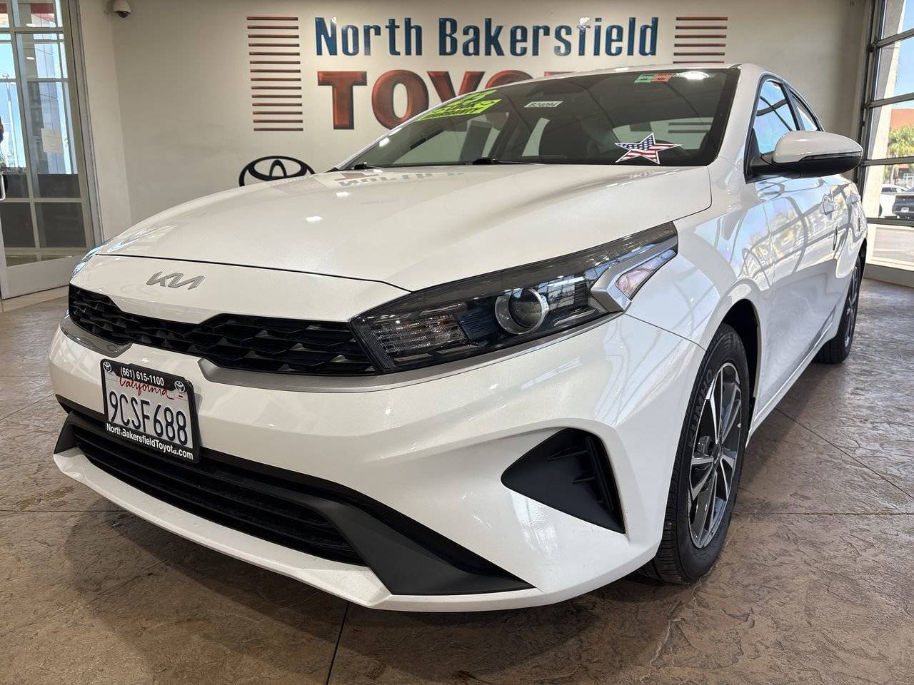 2023 Kia Forte LXS — Sedan — 23,008 mi — Bakersfield, CA