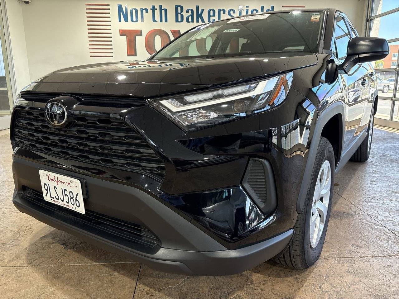 2024 Toyota RAV4 LE — SUV — 12,470 mi — Bakersfield, CA