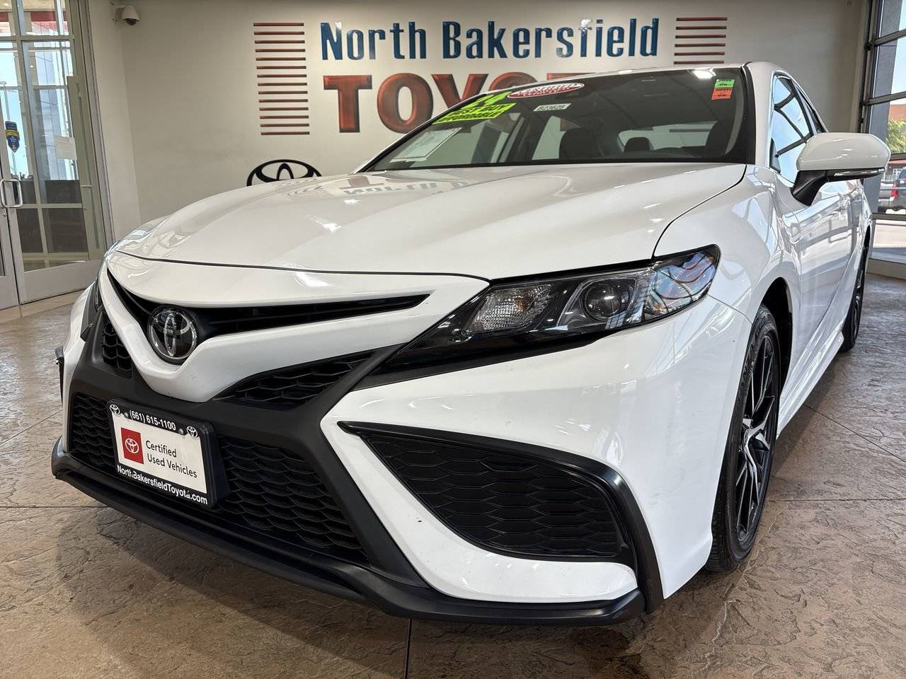 2024 Toyota Camry SE — Sedan — 21,666 mi — Bakersfield, CA