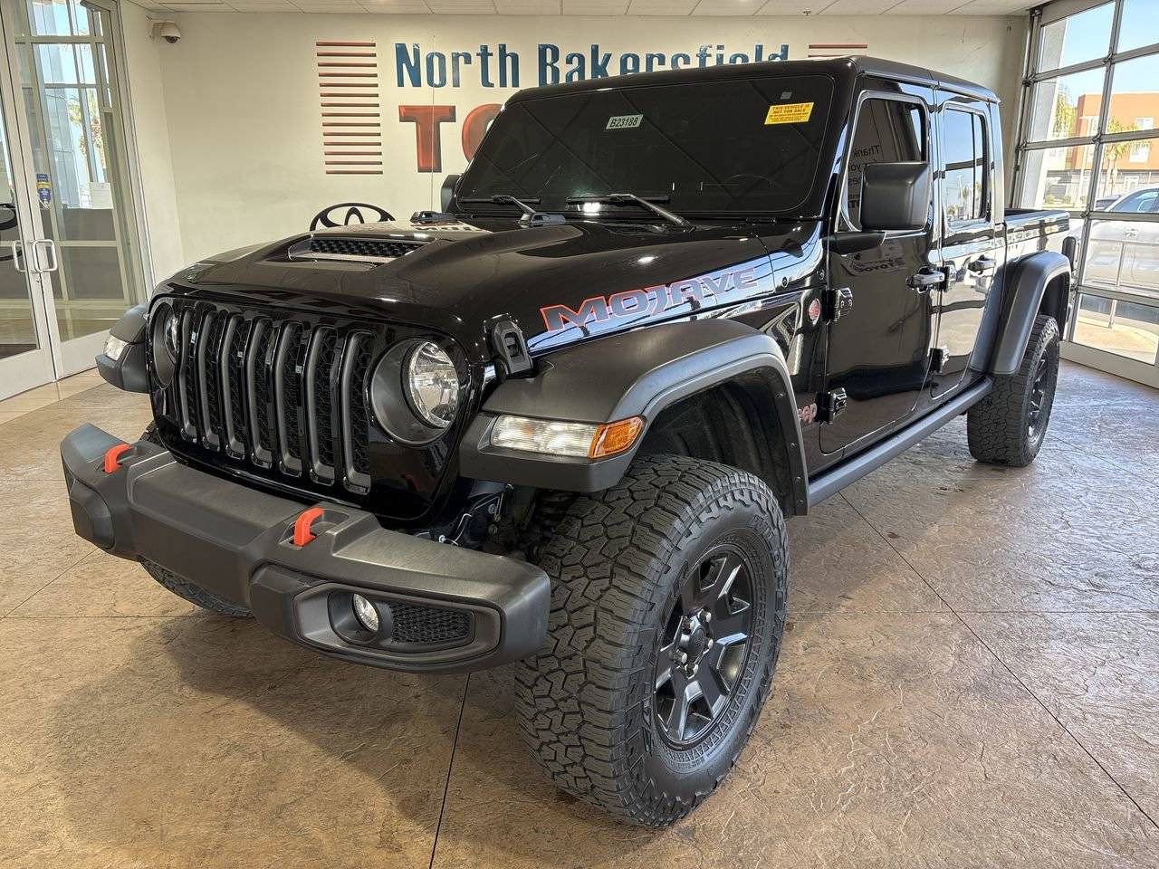 2023 Jeep Gladiator Mojave — Pickup Truck — 25,100 mi — Bakersfield, CA