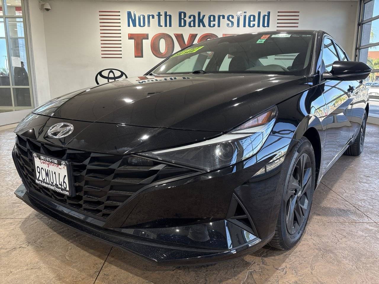 2023 Hyundai Elantra SEL — Sedan — 19,544 mi — Bakersfield, CA
