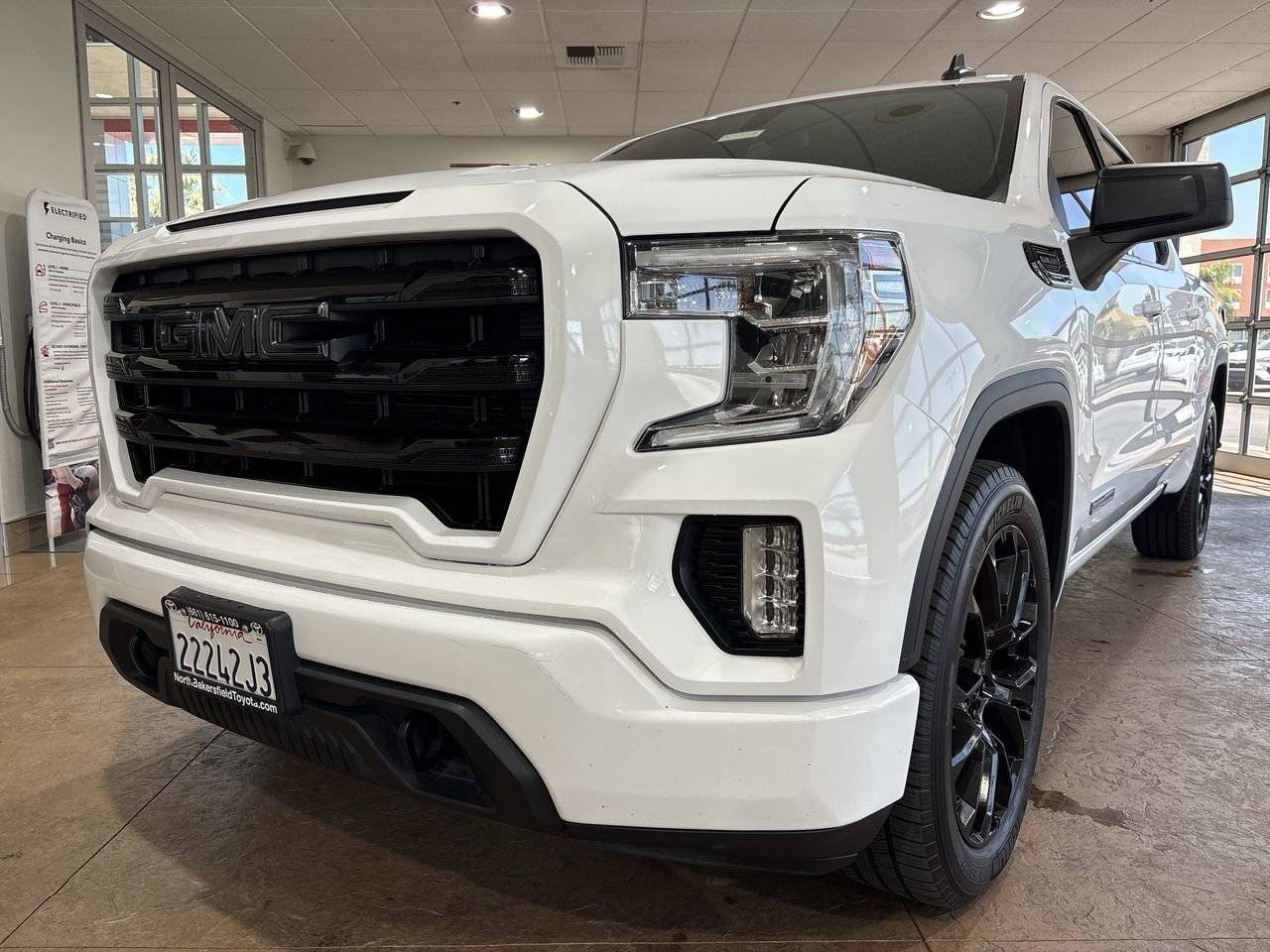 2021 GMC Sierra 1500 Elevation — Pickup Truck — 57,660 mi — Bakersfield, CA