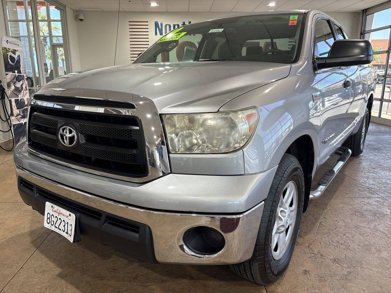 2010 Toyota Tundra Base — Pickup Truck — 122,853 mi — Bakersfield, CA
