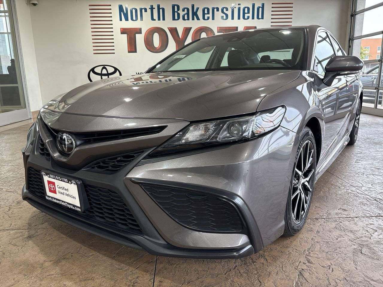 2022 Toyota Camry SE — Sedan — 62,646 mi — Bakersfield, CA