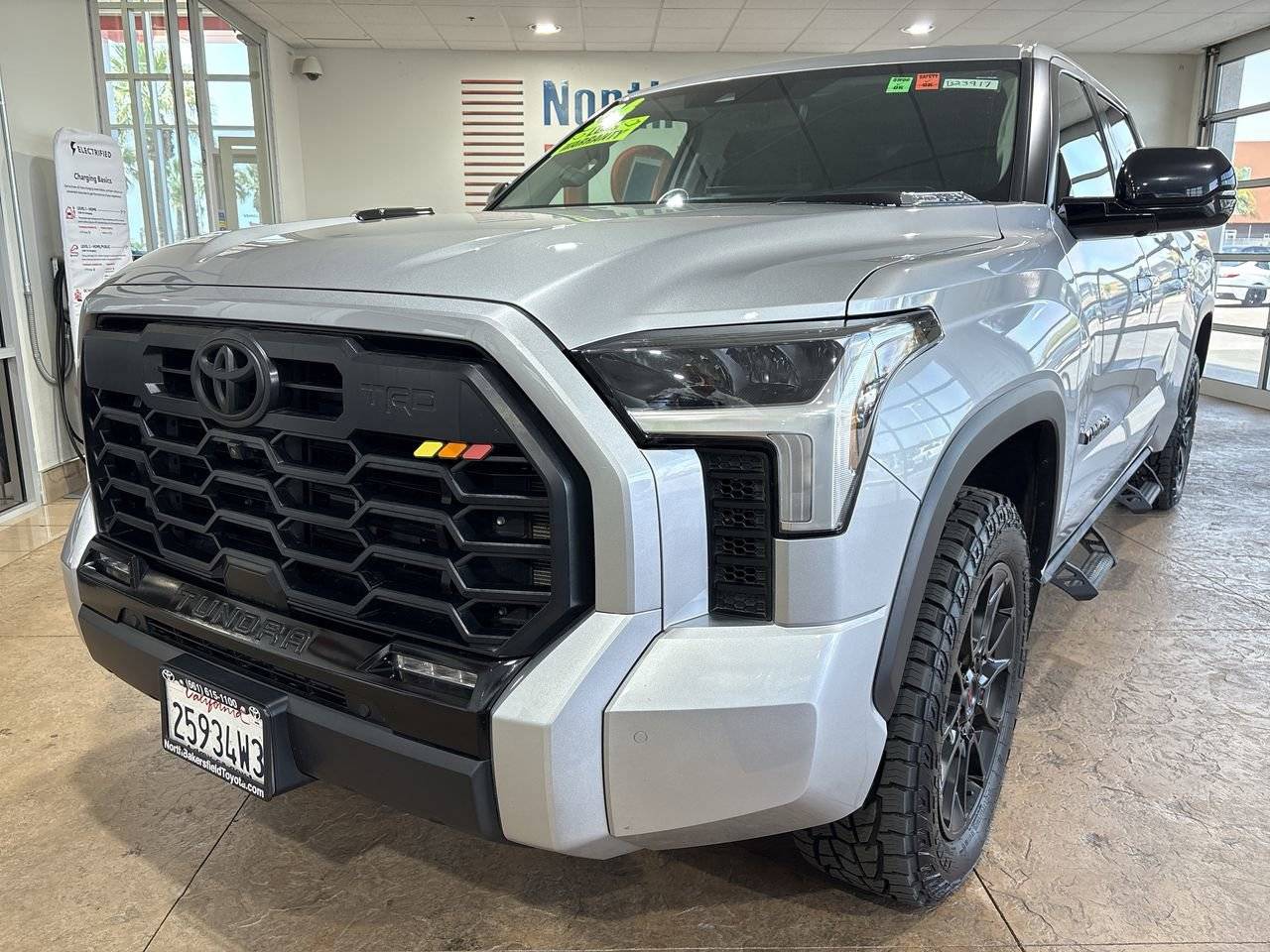 2024 Toyota Tundra Hybrid Limited — Pickup Truck — 44,833 mi — Bakersfield, CA