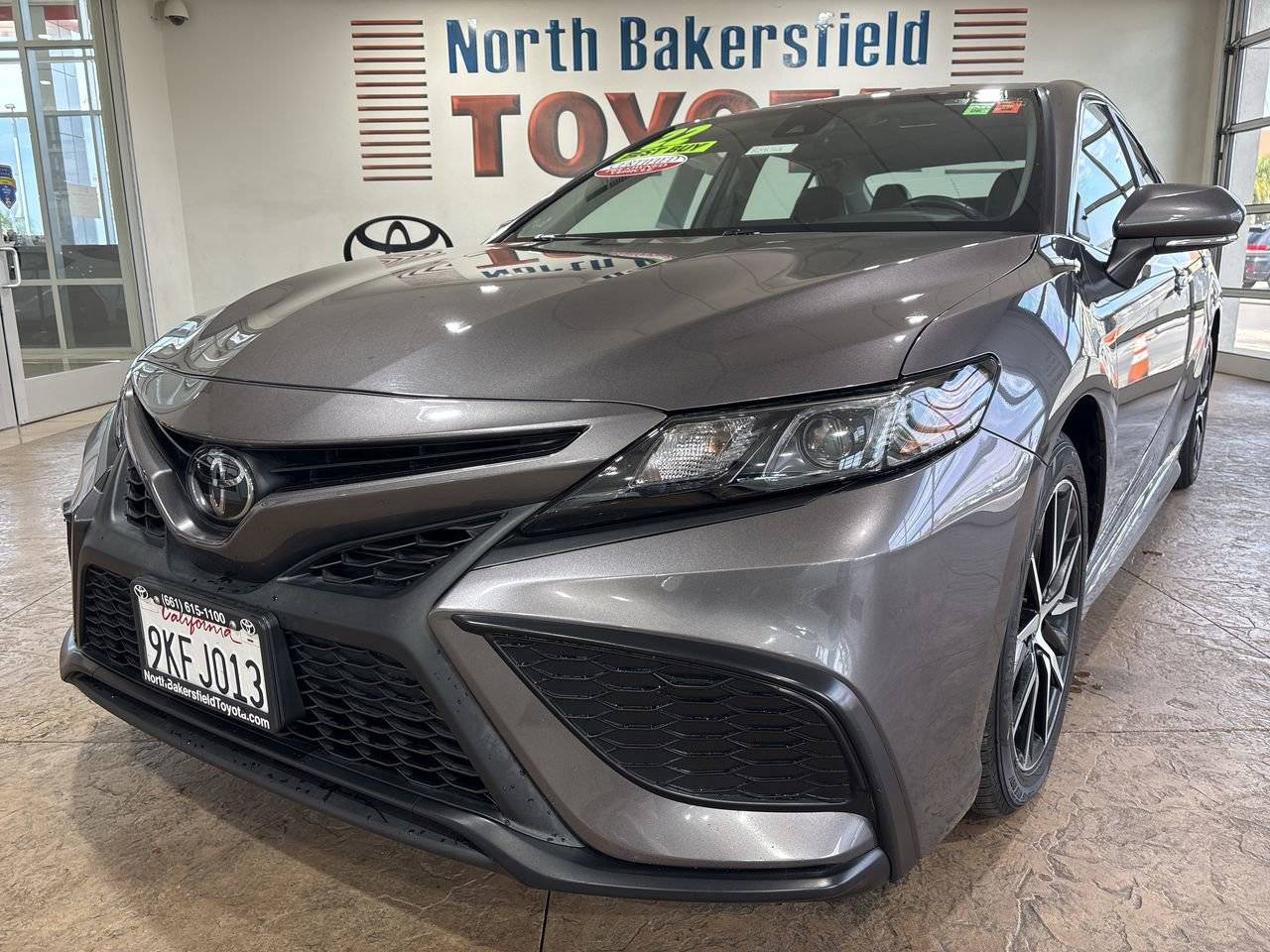 2023 Toyota Camry SE — Sedan — 28,429 mi — Bakersfield, CA