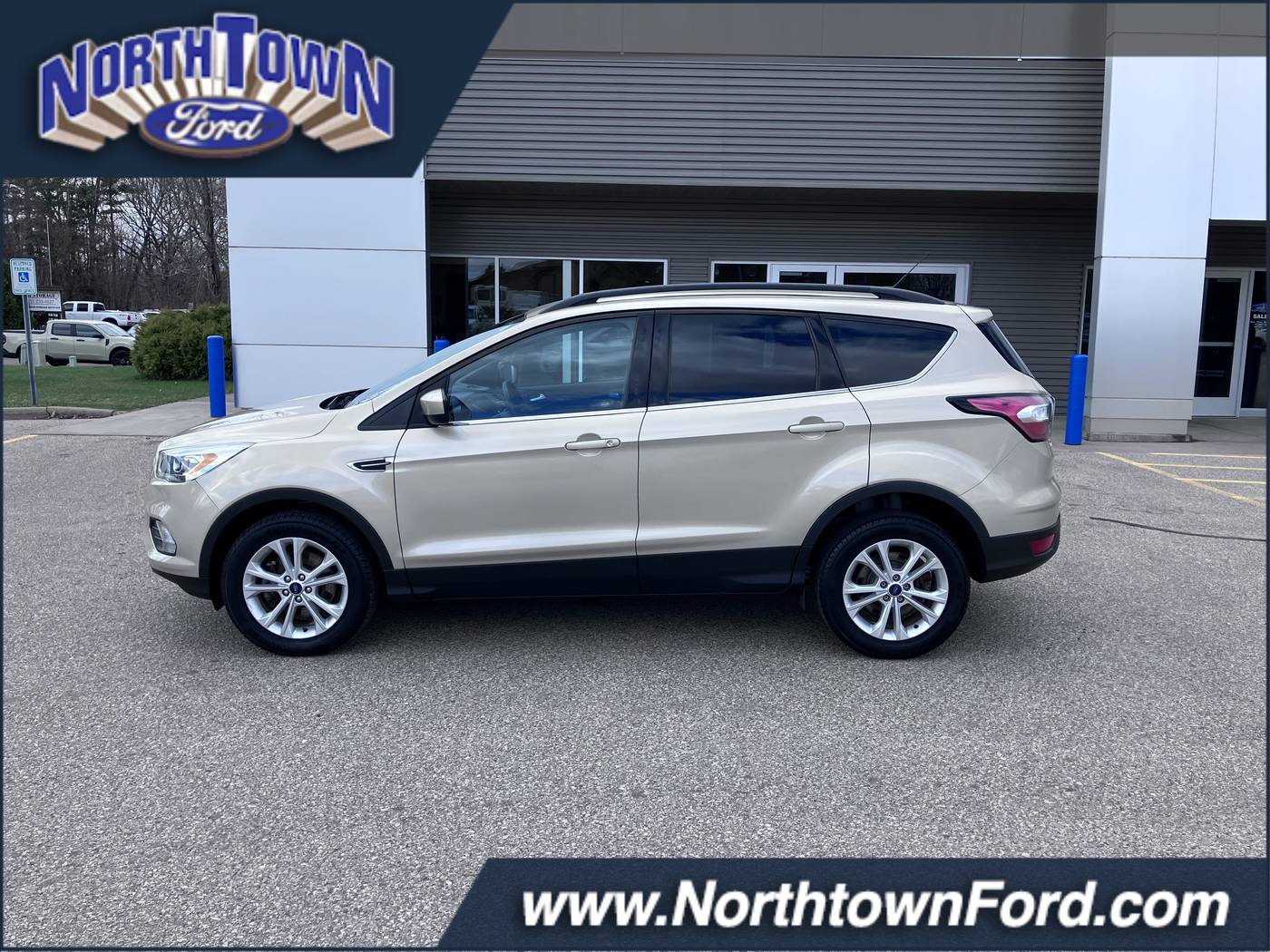 2017 Ford Escape SE — SUV — 78,429 mi — Menomonie, WI
