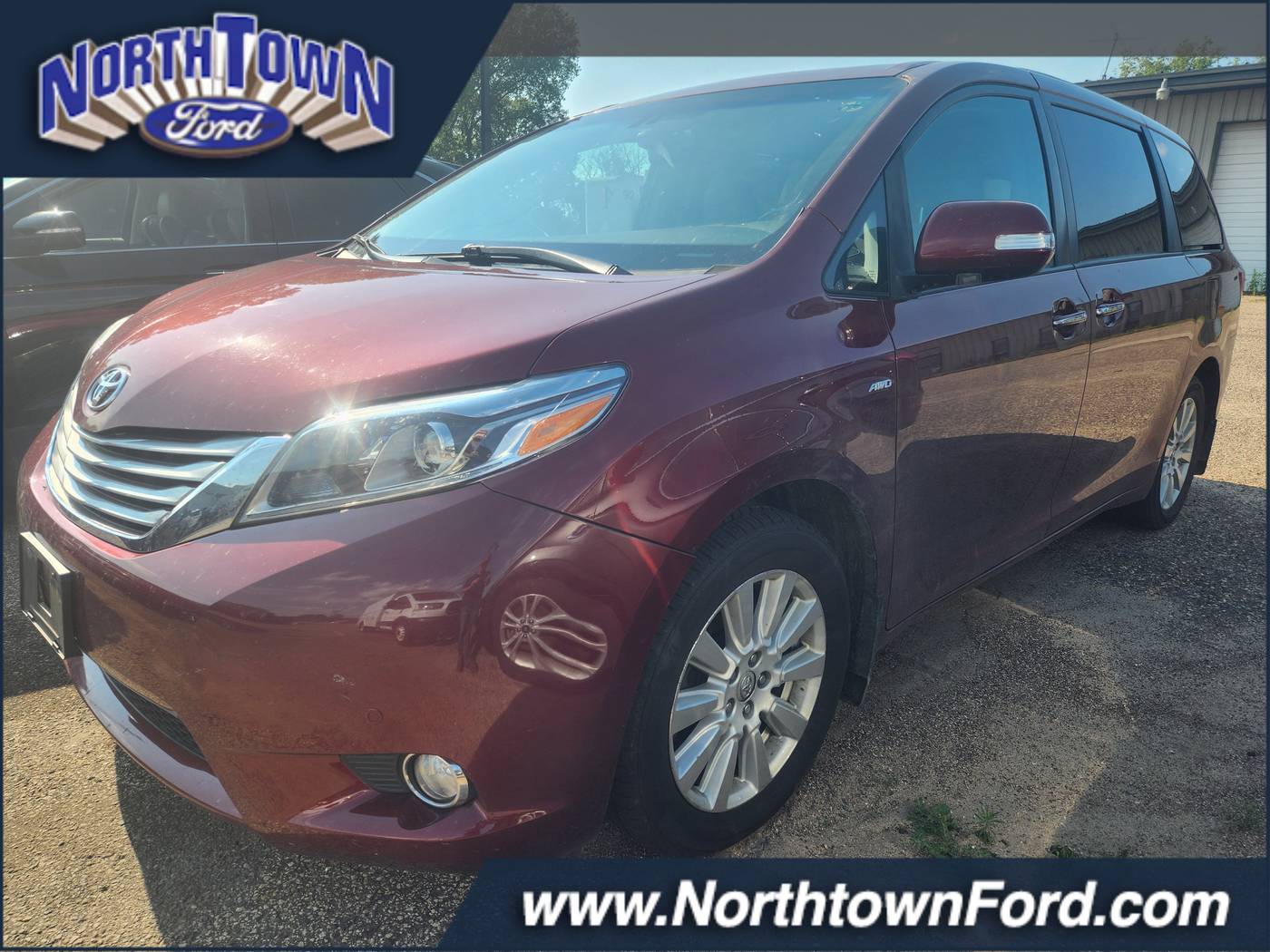2017 Toyota Sienna Limited — Minivan — 107,134 mi — Menomonie, WI