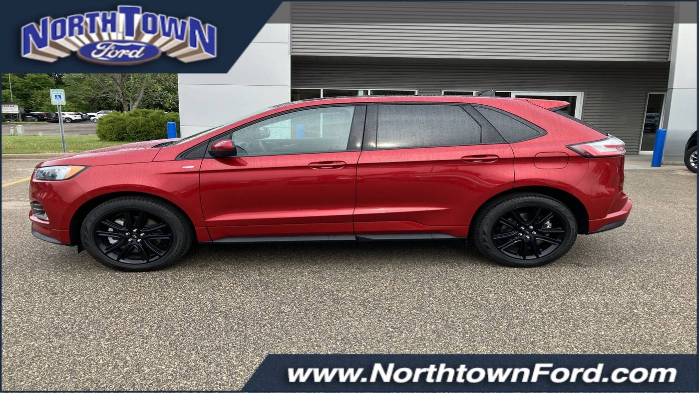 2024 Ford Edge ST-Line — SUV — 2,612 mi — Menomonie, WI