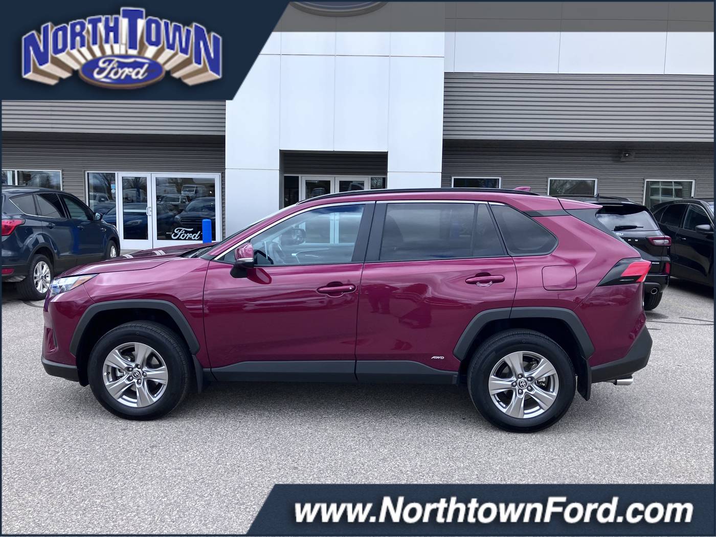 2023 Toyota RAV4 Hybrid XLE — SUV — 30,556 mi — Menomonie, WI