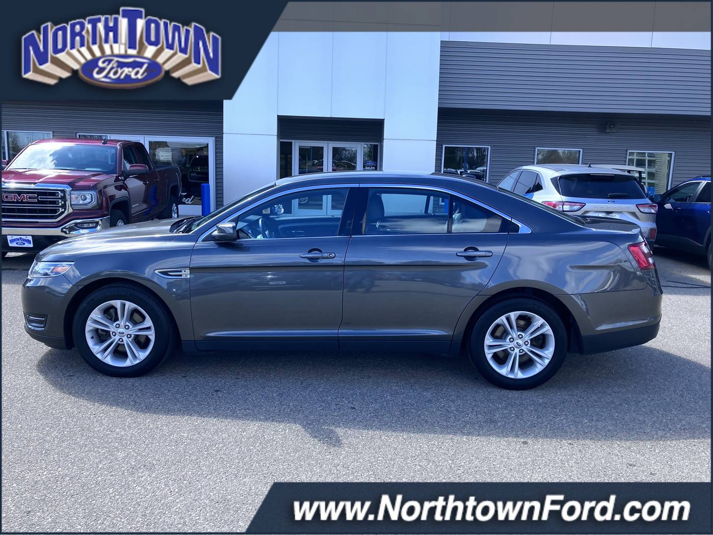 2018 Ford Taurus SEL — Sedan — 39,944 mi — Menomonie, WI