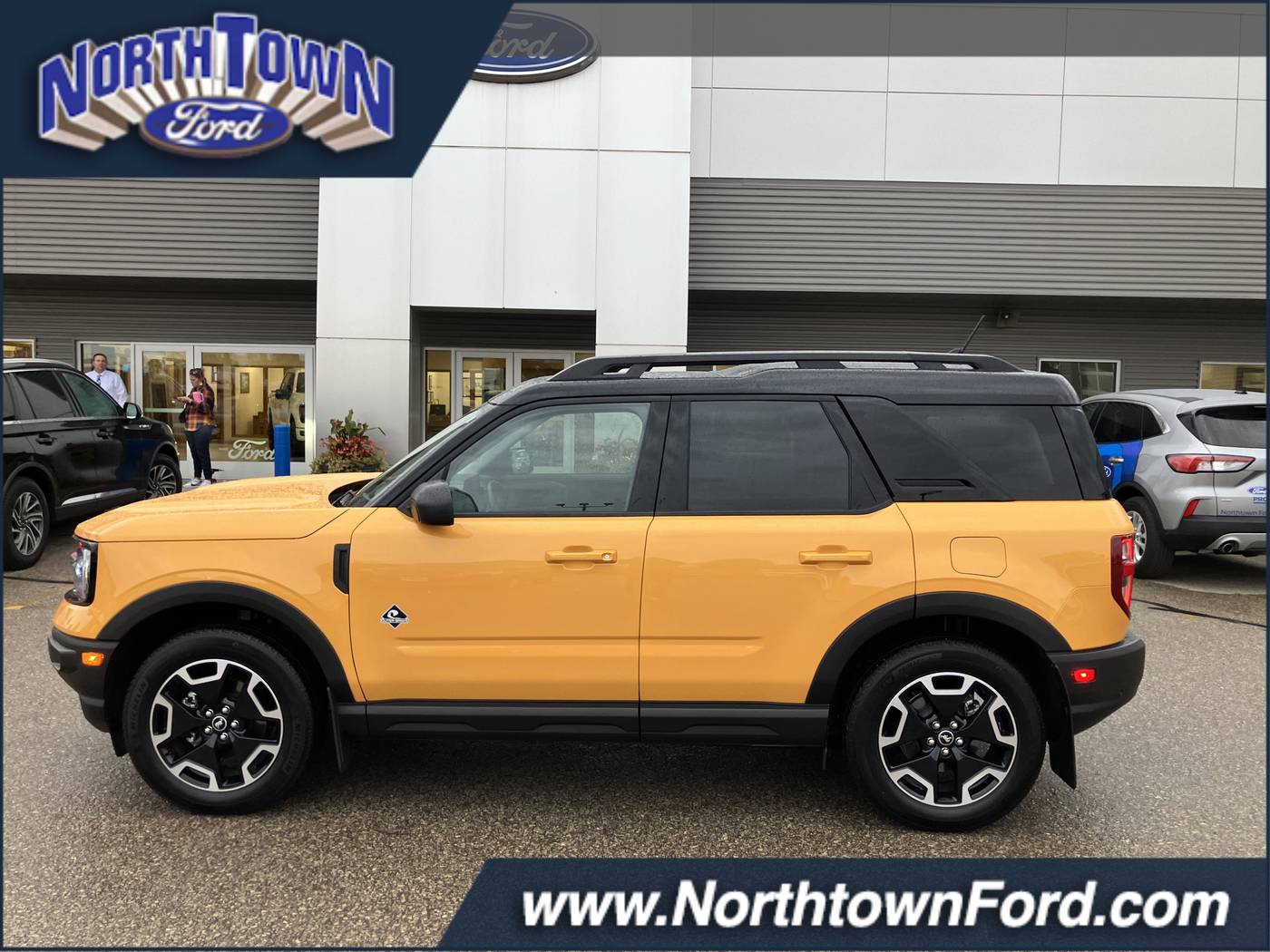 2022 Ford Bronco Sport Outer Banks — SUV — 17,388 mi — Menomonie, WI
