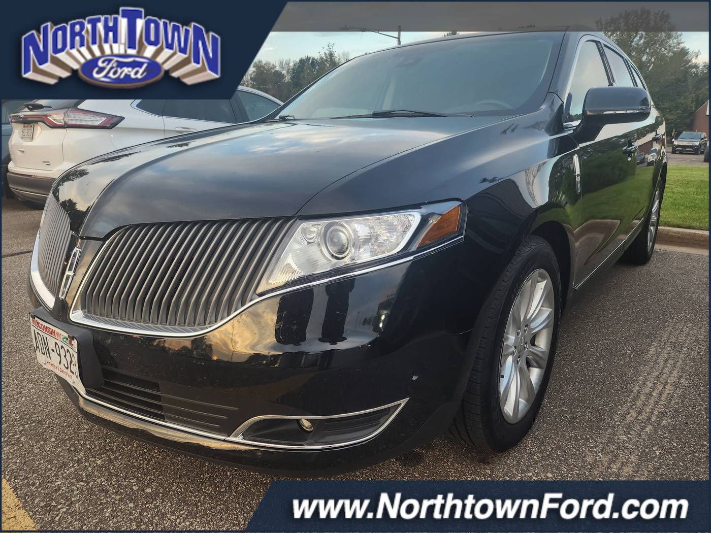 2016 Lincoln MKT EcoBoost — SUV — 105,749 mi — Menomonie, WI