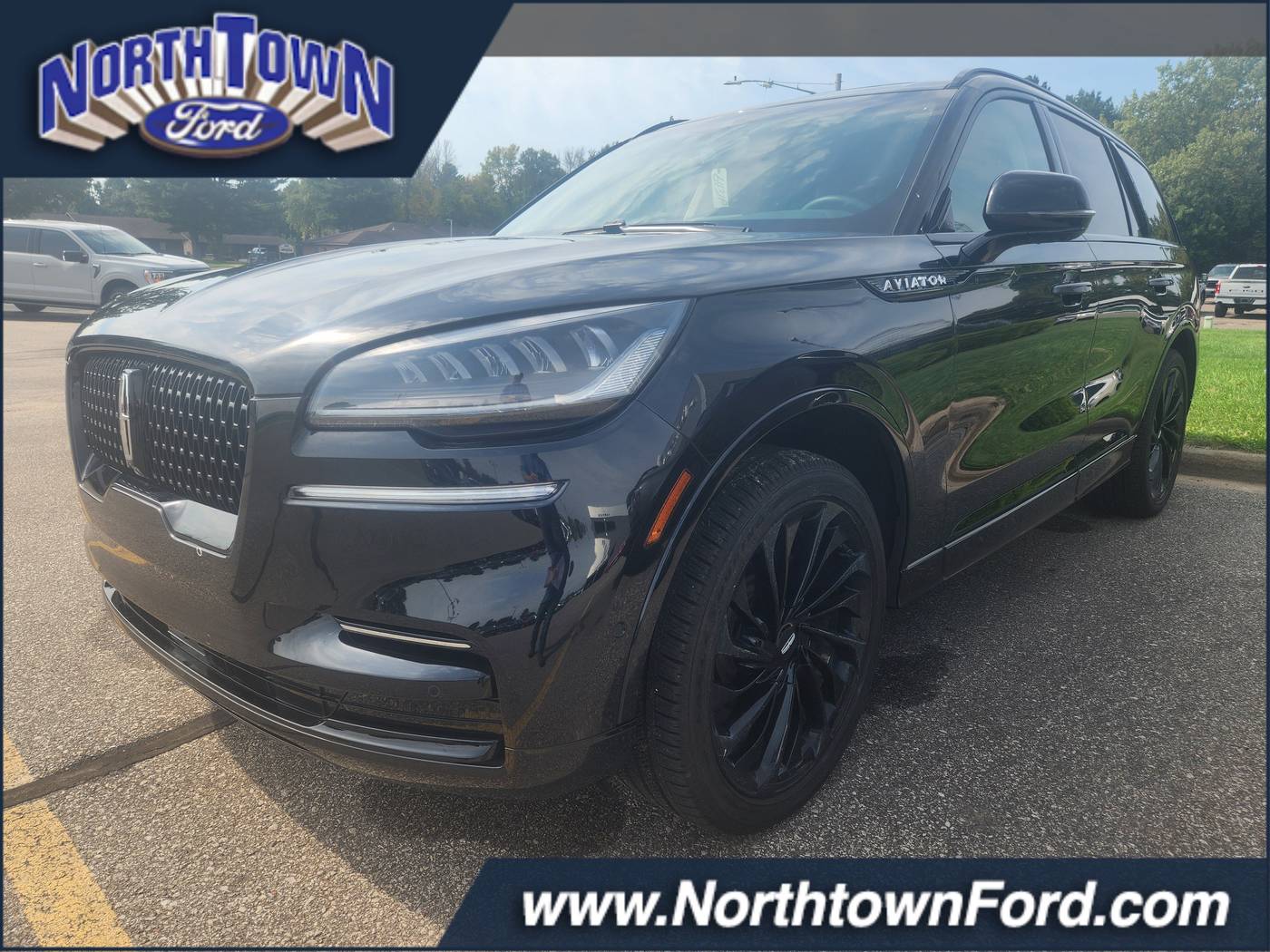 2024 Lincoln Aviator Reserve — SUV — 61 mi — Menomonie, WI