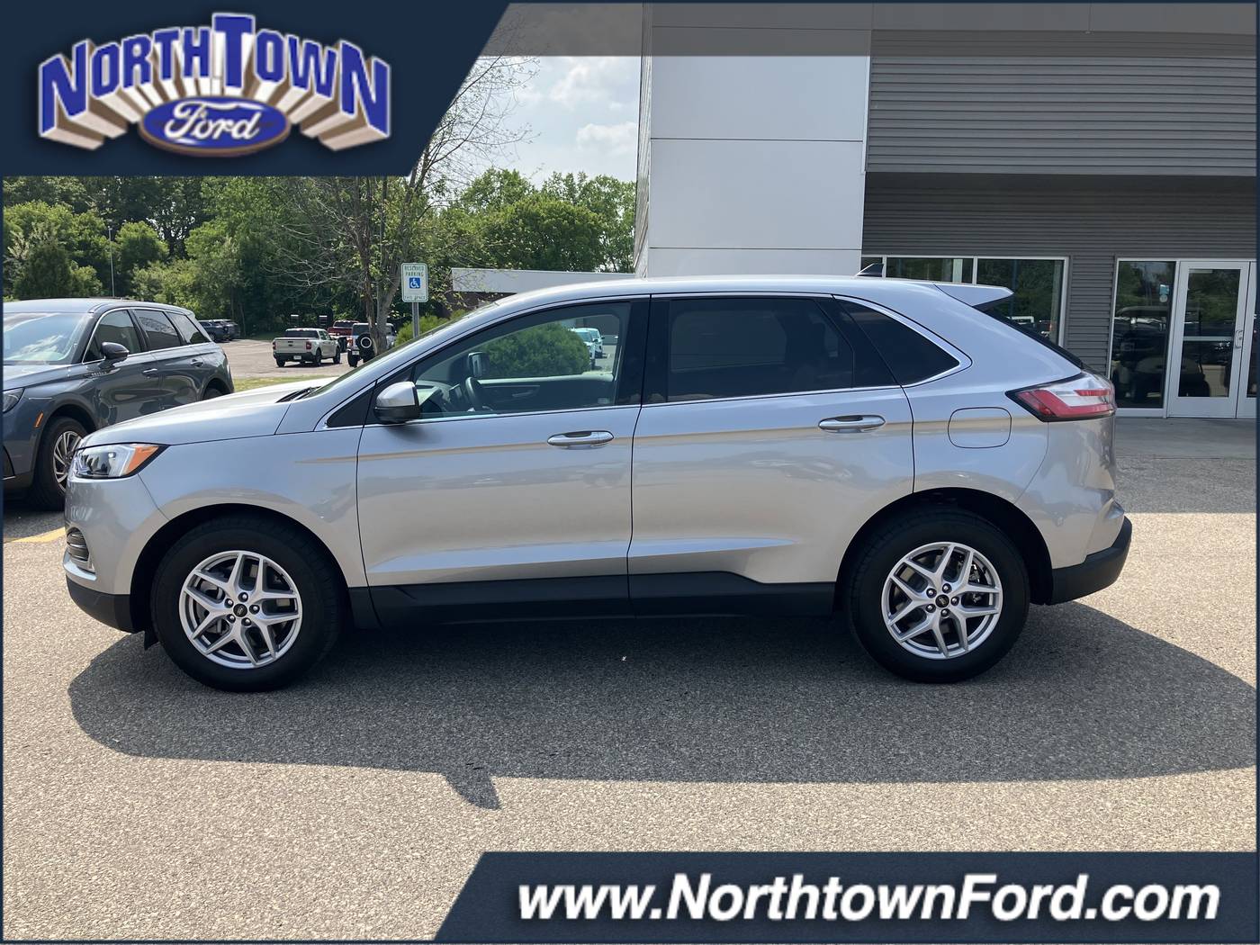 2023 Ford Edge SEL — SUV — 7,694 mi — Menomonie, WI