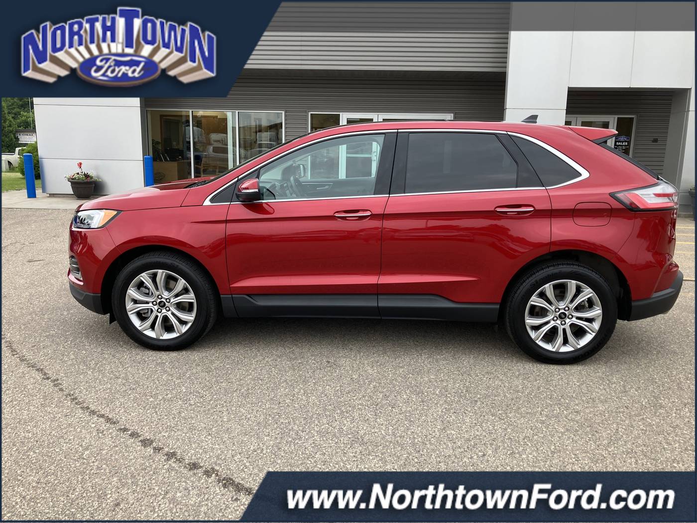 2024 Ford Edge Titanium — SUV — 24,320 mi — Menomonie, WI